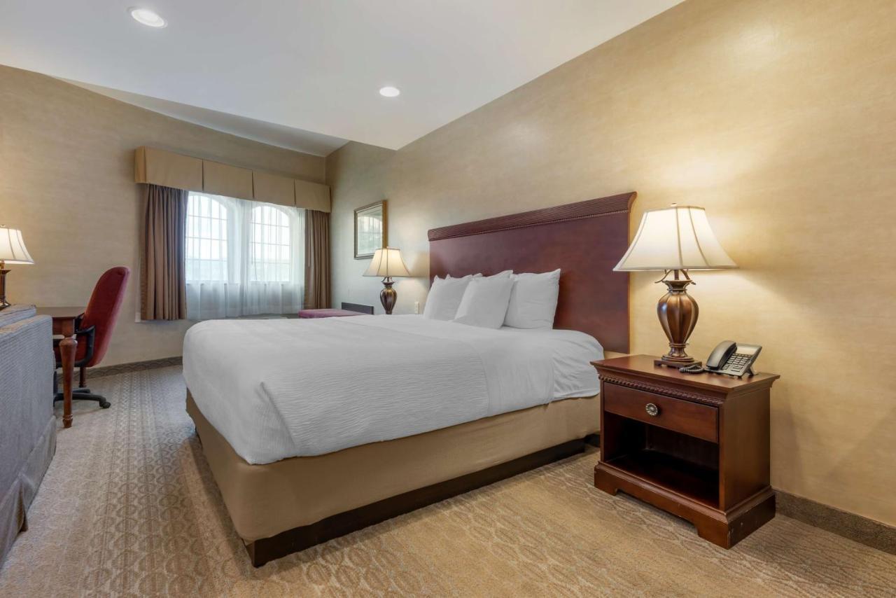 Best Western Plus Vineyard Inn And Suites Penn Yan Exteriér fotografie